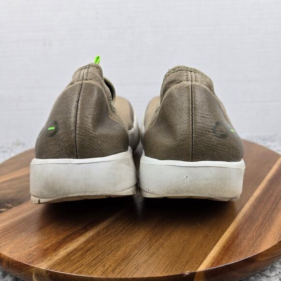 Oofos Womens 10 Oomg eeZee Low Top Taupe Recovery Comfort Casual Slip On Shoe - Picture 2 of 12